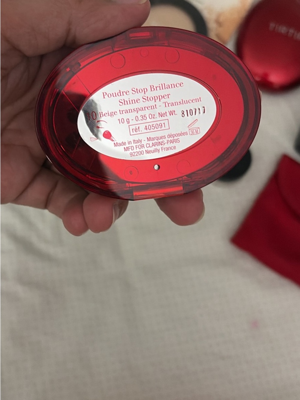 Clarins Red Translucent Compact Powder - Picture 7 of 10